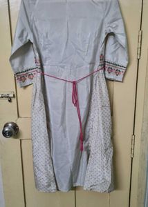 Aurelia Kurta
