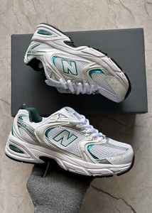 New Balance  530