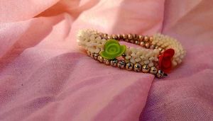 Floral Pearl Bracelet