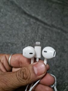 Apple EarPods Wired Earphone