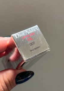 Dior Color Reviver Cherry Oil :- Raspberry