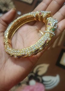 Vintage Gold Tone Crystal Bangle Bracelet