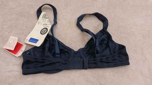 New Non Padded Bra 32B