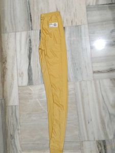 Gold LSize Lycra Legging