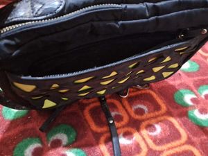 Sale 🎊🎉Sling Bag - Stylish &amp; Functional