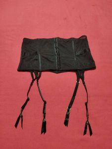 Ann Summers Black Lace Suspender Set – Sexy &amp; Eleg
