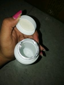 Empty 2 Container