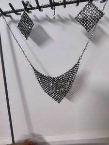 Necklace Det