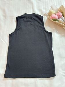 Black Halter Neck Top🖤