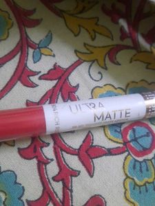 Shinshia Rich Red Matte Lipstick