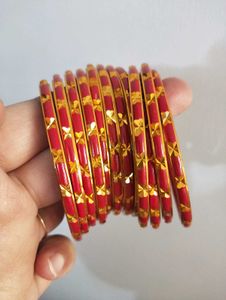 Gold Design Glass Bangles
