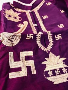 Traditional Indian Boy&#39;s Outfit