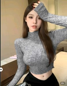 New with tag Pinterest Gray Long Sleeve Top