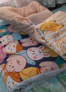 Baby bed&amp;baby cry bag.. 3 combo