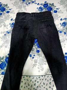 Distressed Black Wash Jeans