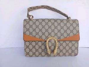 🔥GUCCI-DAONUSUS TOP HANDLE BAG