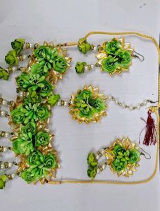 Floral Jewellery Set