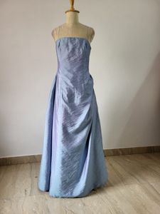 Elegant Blue Strapless Gown🦋🎀💝