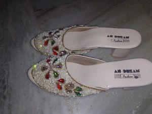 Cream Designed Heels