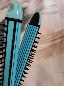 Straigjter Curler Crisper Hair Styling Brush