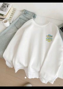 Oversized Pullover Sweatshirt