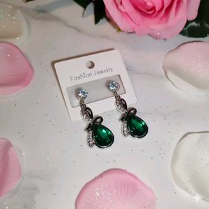 Elegant Teardrop Earrings