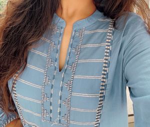 Max Embroidered Straight Kurta