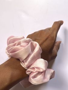 Stylish Silk &amp; Crinkle Scrunchie Set