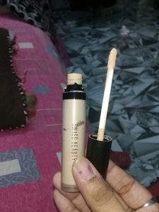 Swiss Beauty Liquid Concealer