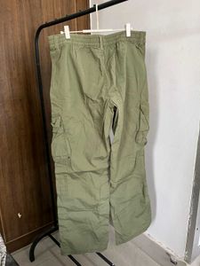 H&amp;M canvas Cargo