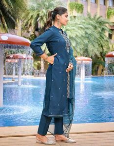Women&#39;s Kurti Set With Pocket
