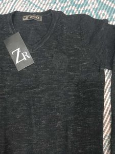 Stylish Black Sweater👤