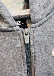 🇹🇷 Nike Imported Zip-Up Hoodie
