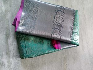 saree with contrst pallu