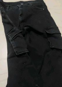 Trendy Black Wide-Leg Cargo Pants