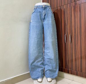 PULL&BEAR JEANS (High waisted)