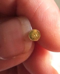It&#39;s 22c gold nose pin