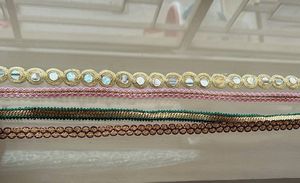 4 Laces