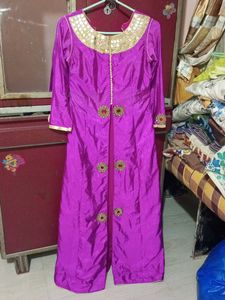 MIDDLE CUT STYLE ANARKALI 😍