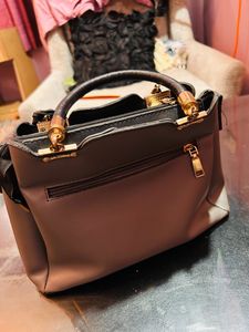 Fashionable Grey Black Trending Hand Bag