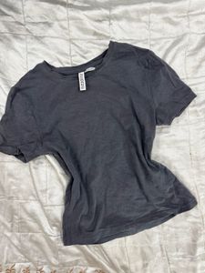 GREY H&amp;M CROPPED TOP