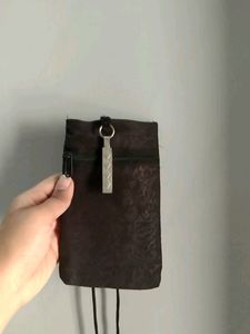 EMBROIDERED STYLISH MULTIPURPOSE SLING BAG
