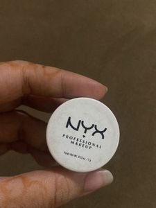 Nyx Eyeshadow Base