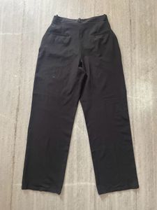 Sale❗️Branded Fashionable Women Parallel Trousers