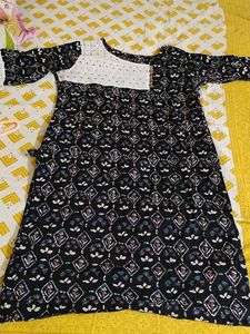 Elegant Printed Kurta With Pockets