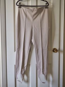 H&amp;M Yoga Crease-front Stirrup Leggings