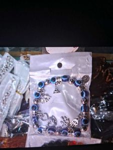 Evil Eyes Bresclet With Charms
