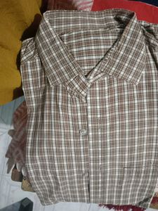 4 Shirt