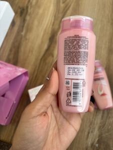 L'Oreal Paris travel kit