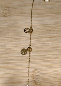 L .V Blooming Supple Chain Bracelet